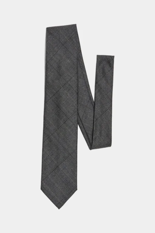 D2 Classic Tie