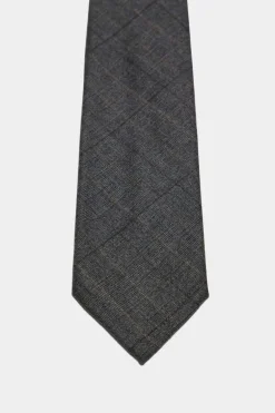 D2 Classic Tie