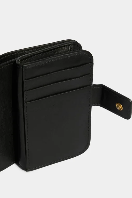 D2 Statement Wallet