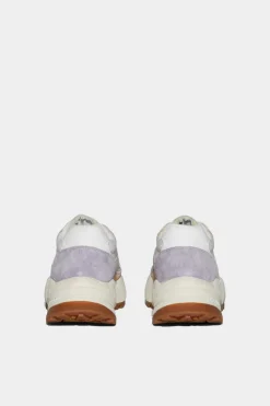 Free Sneakers