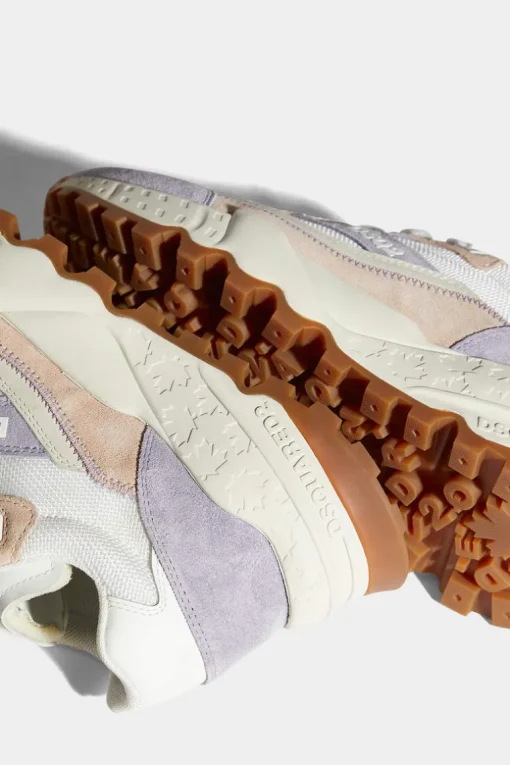 Free Sneakers