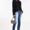 Medium Red Spots Wash Jennifer Jeans