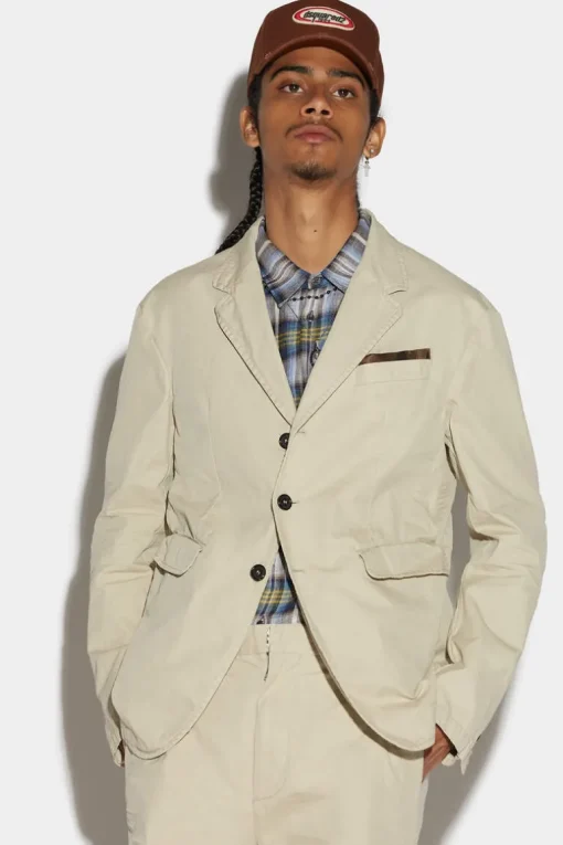 Osaka Suit
