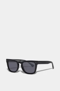 Refined Black Sunglasses